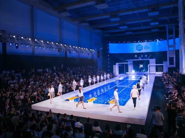 走秀舞臺租用費