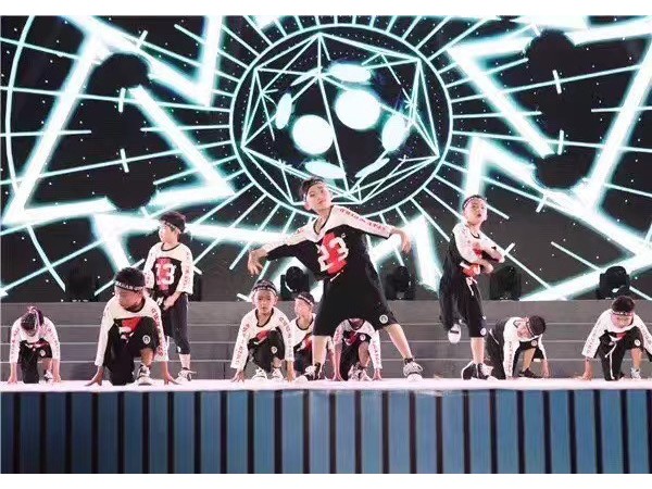 “六一”文藝匯演寧波燈光租賃