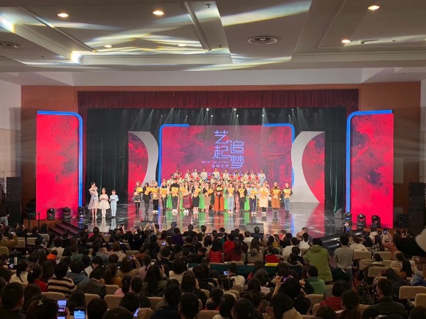 專業(yè)舞臺(tái)搭建服務(wù)公司告訴你音響租賃的哪些事兒