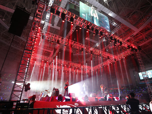 慈溪體育館舞臺(tái)燈光租賃案例