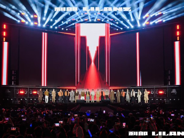 炫彩寧波，專業舞美，鑫禾打造震撼跨年舞臺