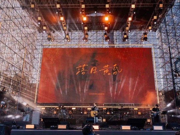 租賃燈光設(shè)備省錢的方案