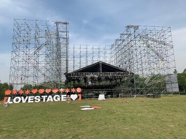 草莓音樂節舞臺搭建案例經驗分享