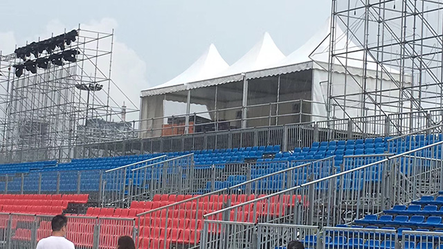 現(xiàn)場服務10