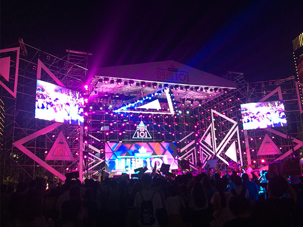 舞臺背景搭建，會議背景板制作及搭建的注意事項！