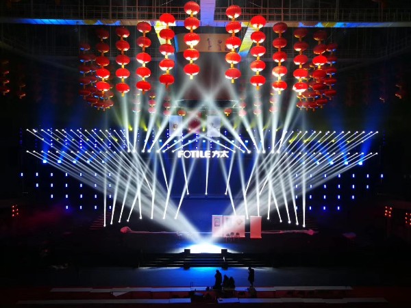 年會存在的問題推薦燈光音響租賃與服務(wù)一體化的原因