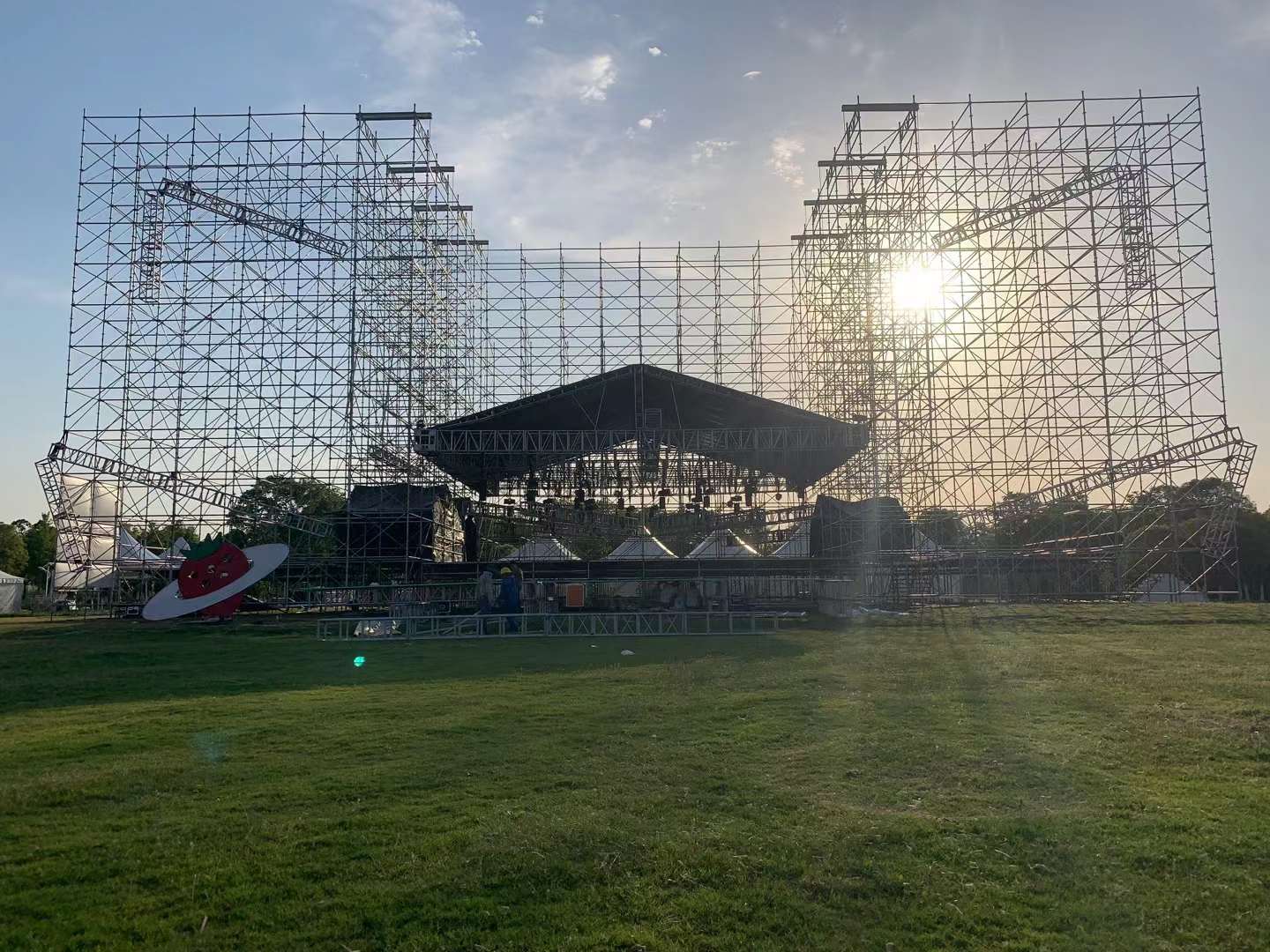 舞臺搭建結構安全需要員工具備的技能3