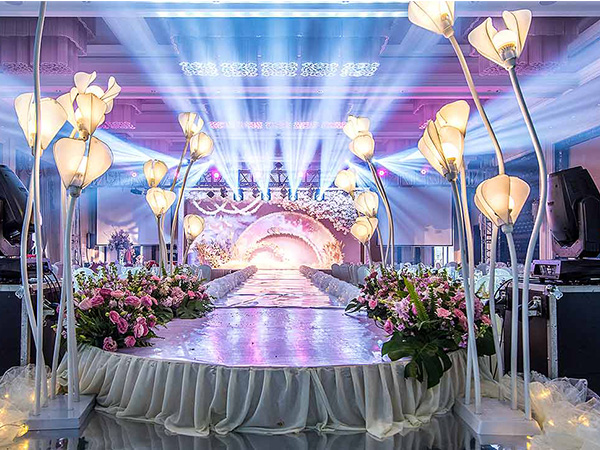 舟山朱家尖婚慶現(xiàn)場(chǎng)舞臺(tái)設(shè)備租賃與搭建案例