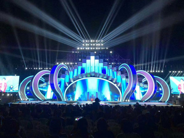 盤點鑫禾舞美LED大屏幕租賃有哪些優勢